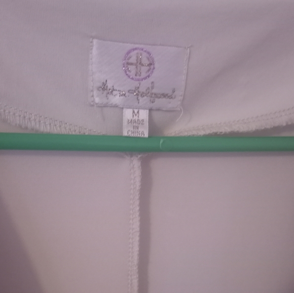 Jumpsuits - Picture 3 of 6